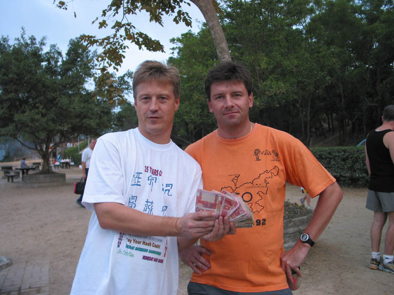 LSW 25th Anniv Hares with money